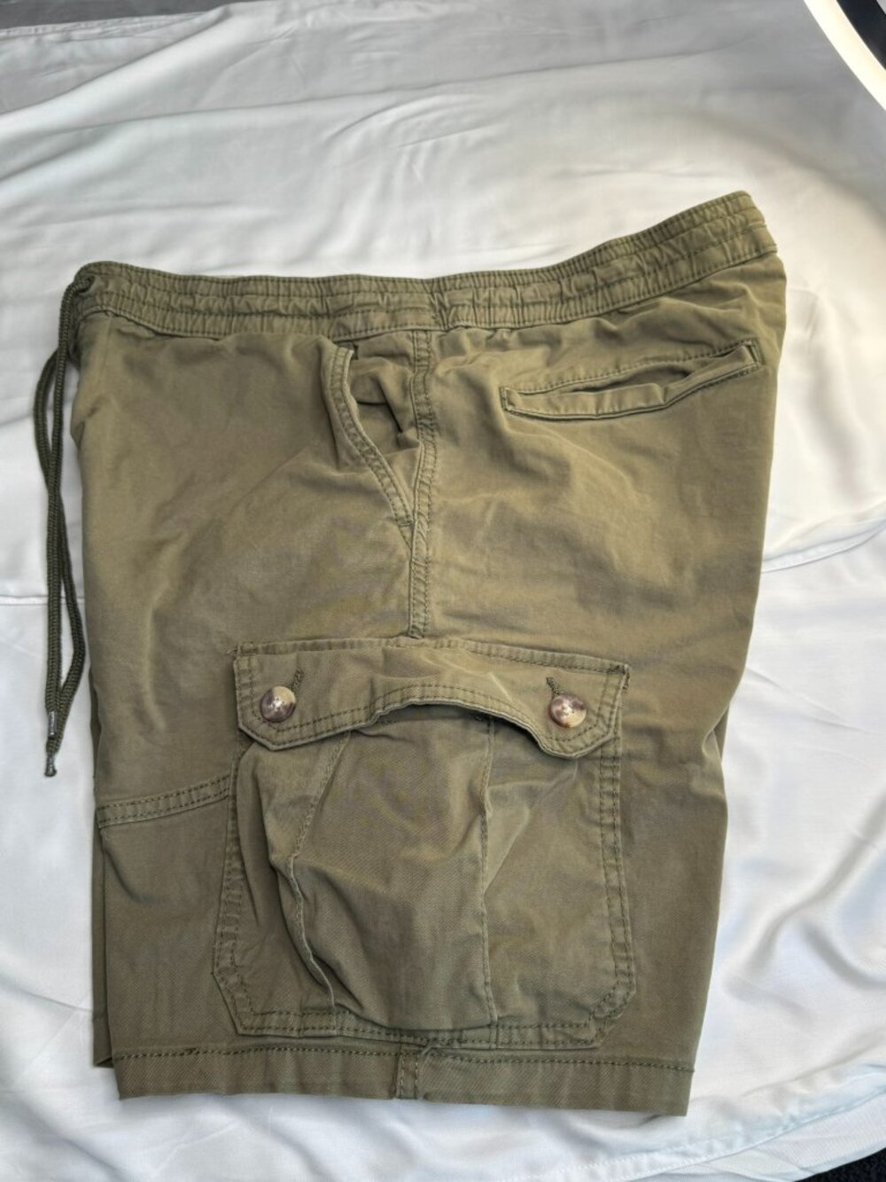 Sun + Stone Men's Cargo Shorts Olive Green Size Large